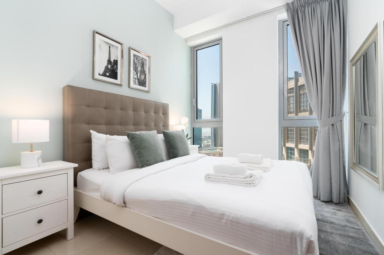 Ultimate Stay / 4 Beds / Burj Khalifa View Ντουμπάι Εξωτερικό φωτογραφία