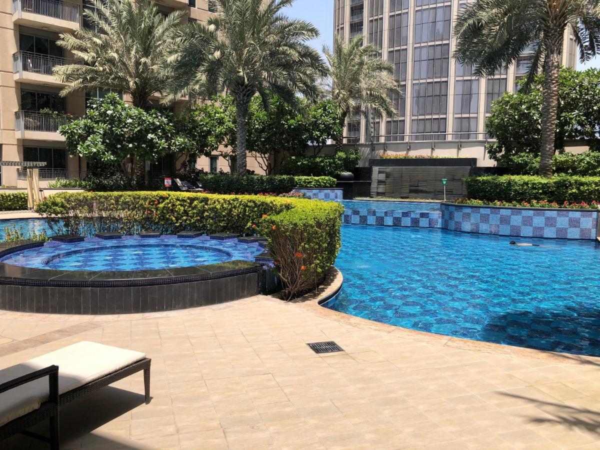 Ultimate Stay / 4 Beds / Burj Khalifa View Ντουμπάι Εξωτερικό φωτογραφία